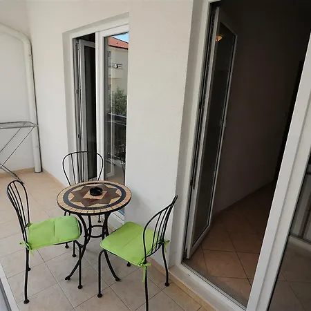 Knezevic Apartment Makarska